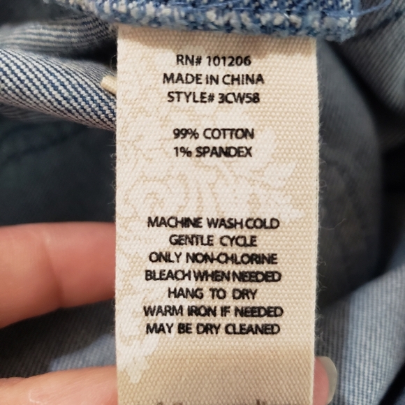 SOFT SURROUNDINGS Wide Leg Cropped Blue Jeans Gaucho Retro 70s Style Tre… - Picture 9 of 9